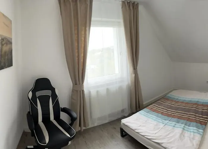 3-zimmer-wohnung Schney شقة